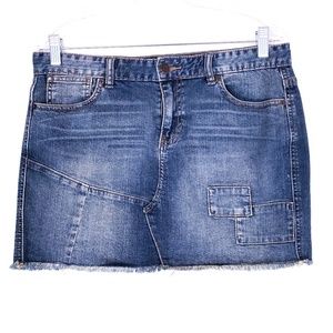 Calvin Klein Women Jean Skirt Size 8 Waist 32"